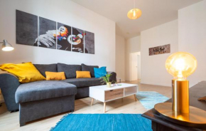 Zentral CITY Lage MODERN NETFLiX Küche WLAN, Hasselbachplatz, 4Schlafplätze